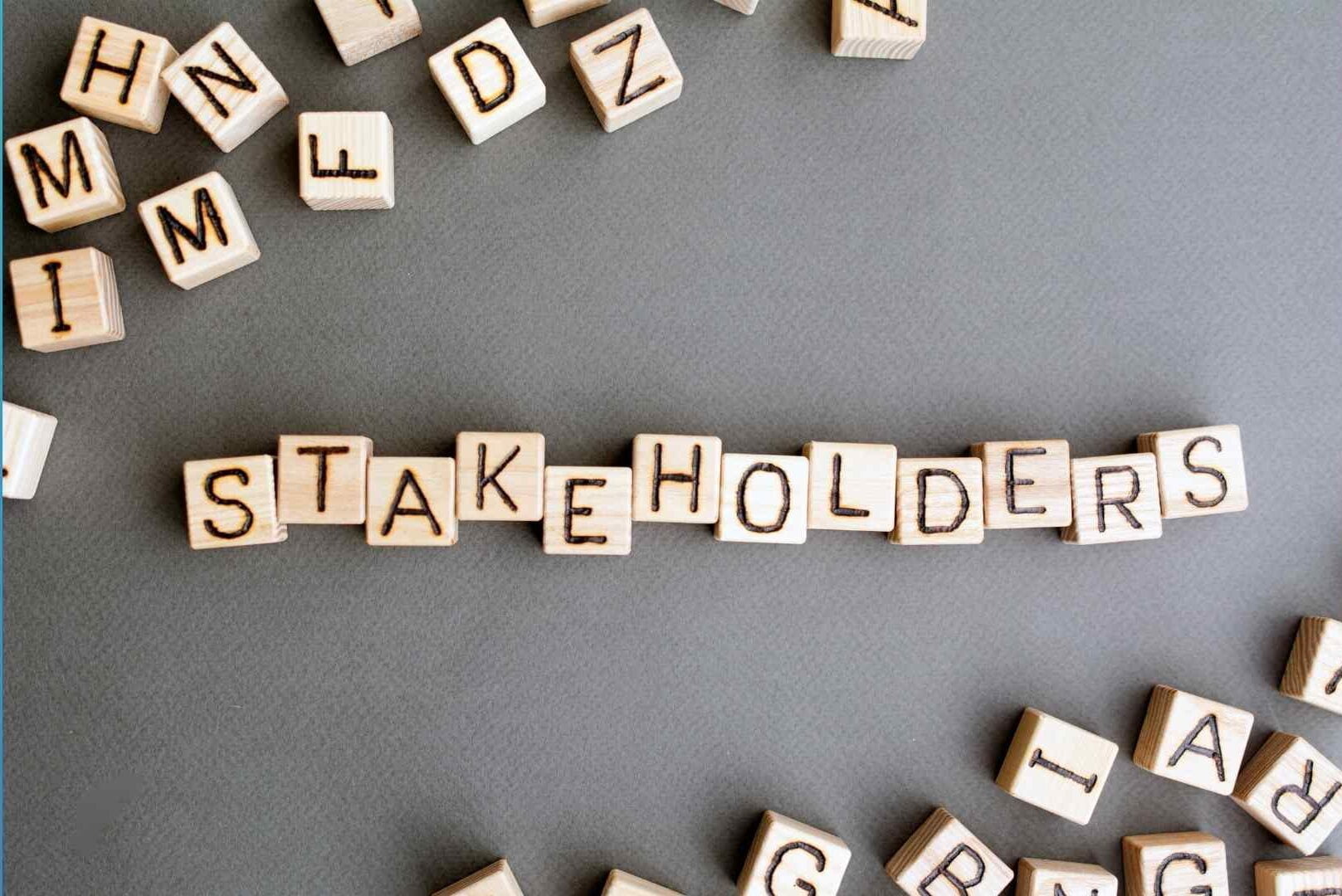 How to use it to collaborate & communicate with stakeholders